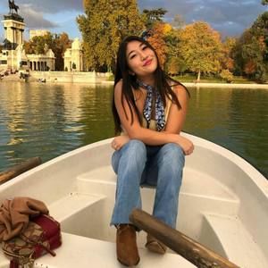 Meet your Posher, Katie